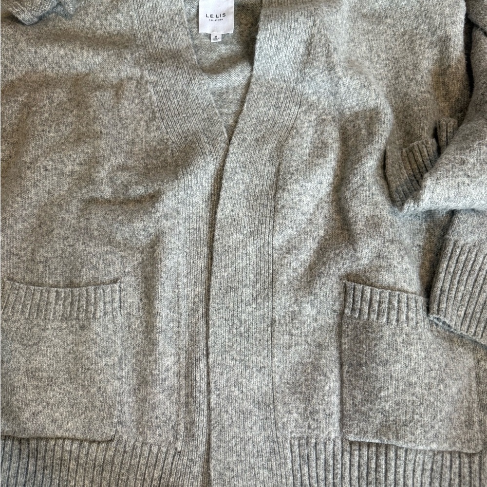 Le Lis Gray Women's Sweater
